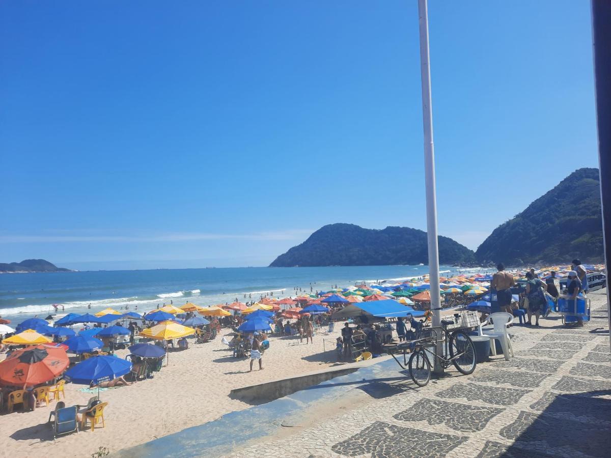Apto Na Praia Do Tombo A 100M กัวรูจา ภายนอก รูปภาพ